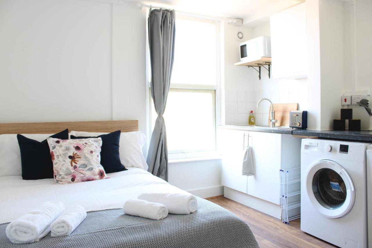 דירות לונדון Lovely Studio Flats In Hackney מראה חיצוני תמונה